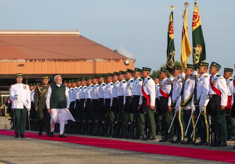 PM Modi Iin Singapur