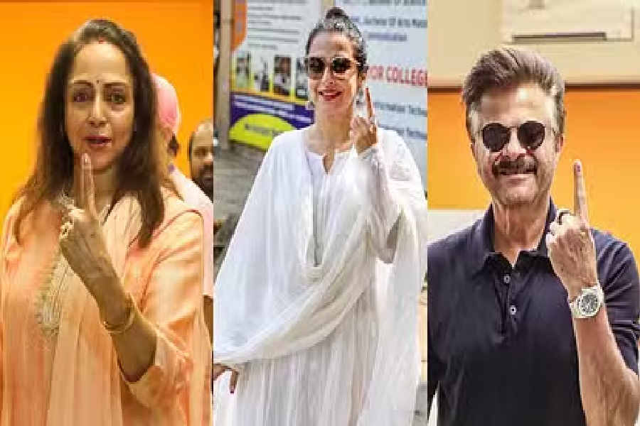 Bollywood Celebs Cast Their vote