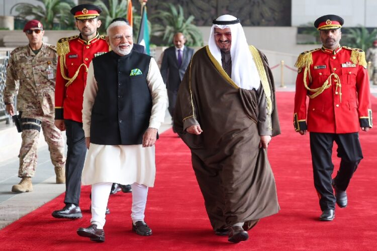 PM Modi Received Kuwait Guard of Honour